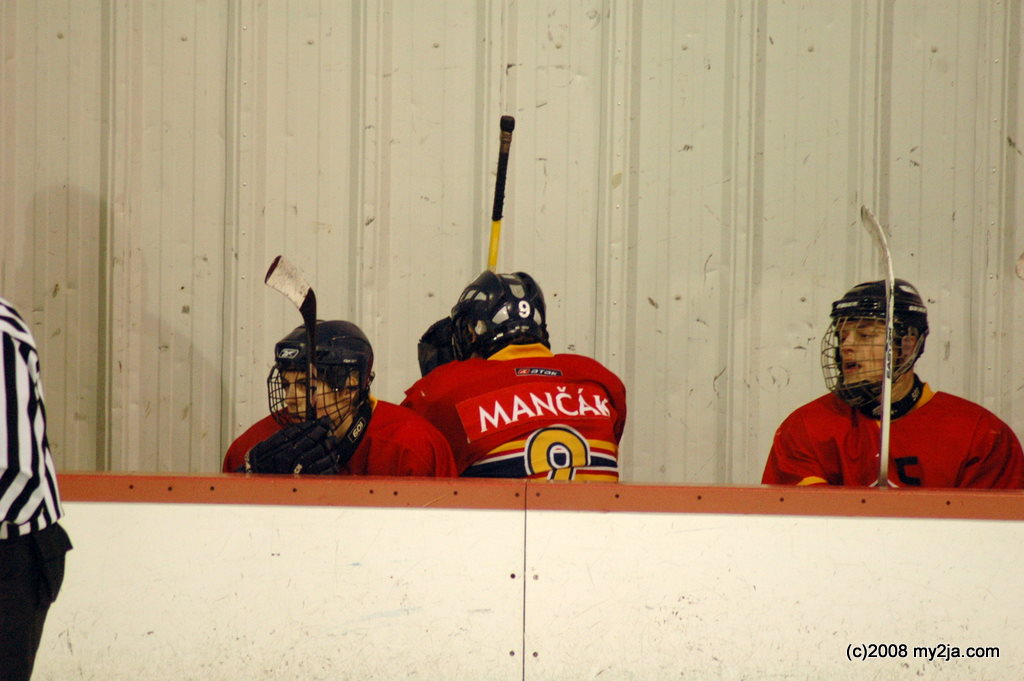 aZvolen-Chesterfield hockey2_1256.JPG